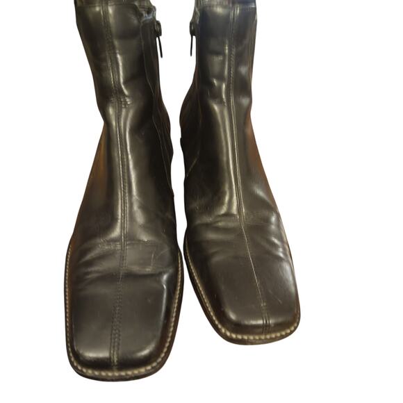Trotters Apple Ankle Boots size 9.5N Black leather - Picture 3 of 4